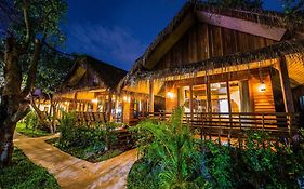 Bora Bora Villa Phuket